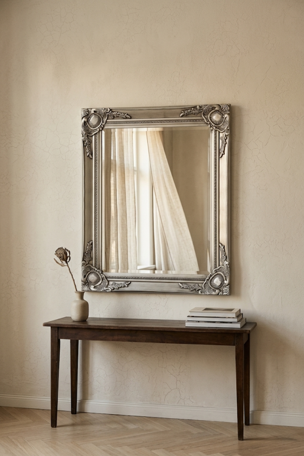 Baroque argenté brossé 50×60 cm. Vue d'ensemble.