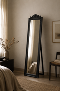 Miroir psyché baroque sur pied, noir laqué 160 x 40 cm, Laqué noir, fronton baroque sculpté. Vue d'ensemble.