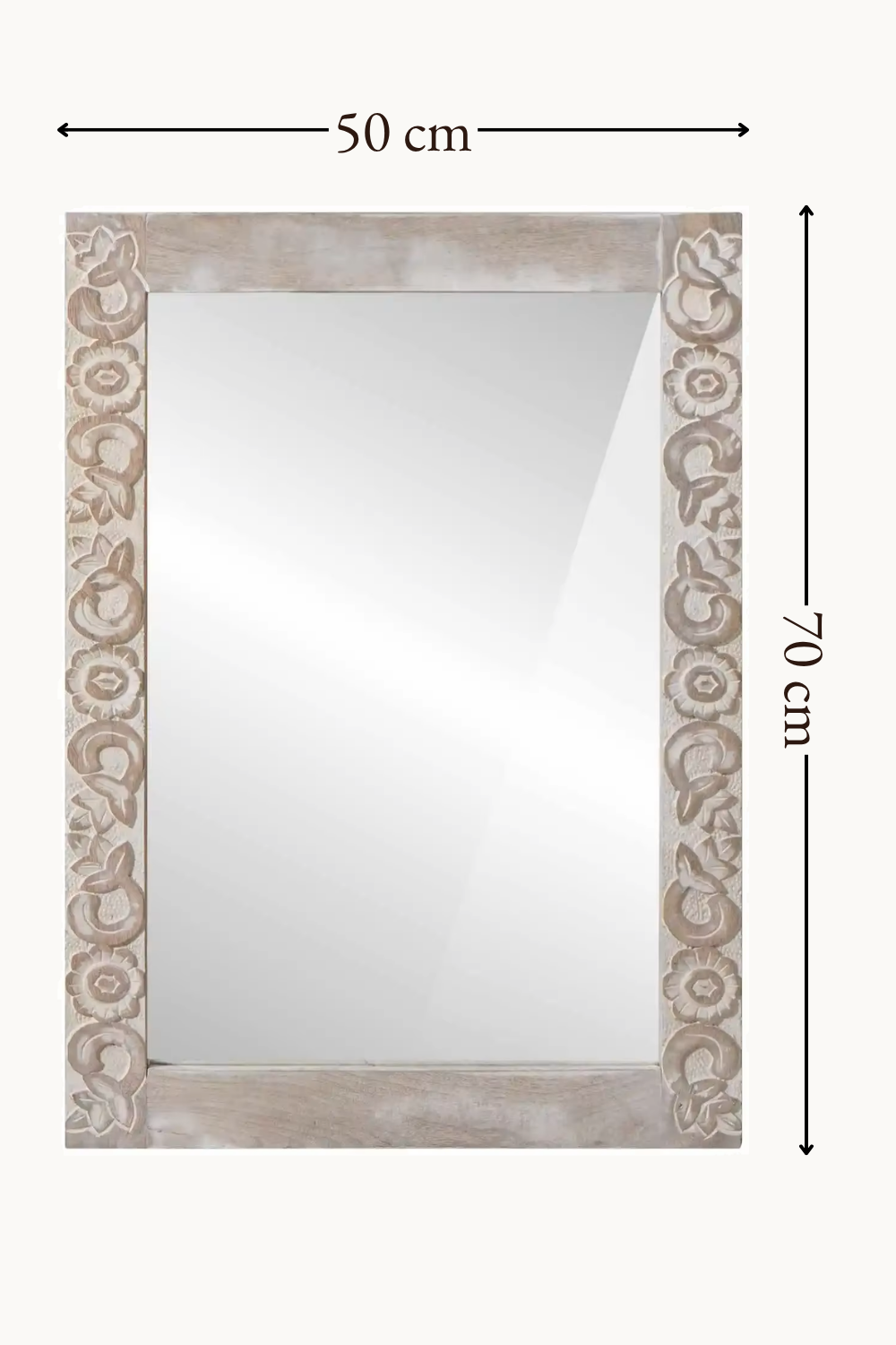 Sculpté boho-artisanal, méditerranéen 70×50 cm. Installé dans un intérieur habité.